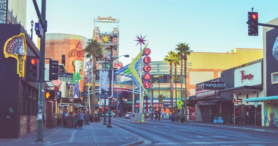Top 10 Must-See Attractions in and Around Las Vegas